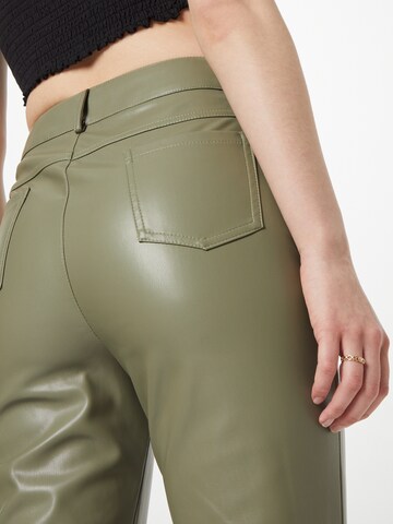 Misspap Regular Trousers in Green