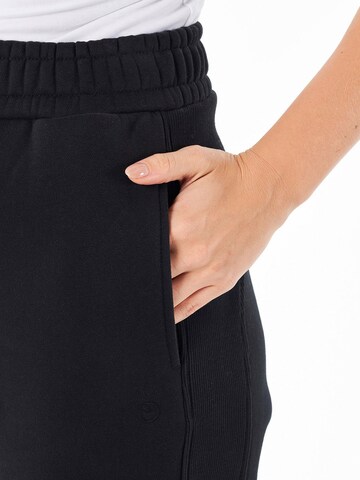 Organication Regular Pants in Black