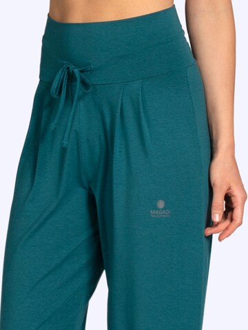Magadi Loose fit Workout Pants 'Florence' in Green