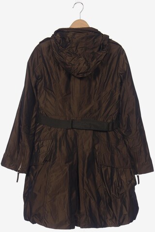 Easy Comfort Jacket & Coat in M in Brown