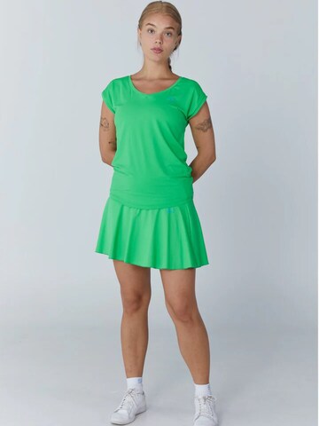 SPORTKIND Funktionsshirt 'Loose Fit V-Neck'‌‌‌ in Grün: Vorderseite