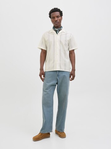 Fit confort Chemise JACK & JONES en blanc
