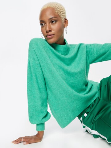 ESPRIT Sweater in Green