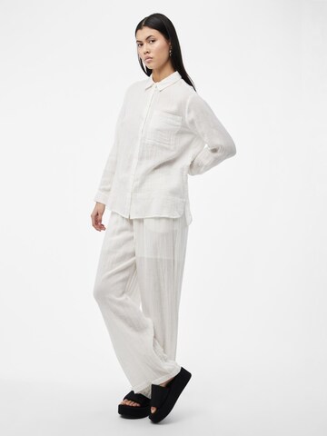 Chemisier 'MASTINA' PIECES en blanc