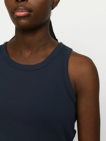 Soft Rebels Top in Zwart