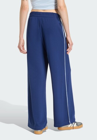 ADIDAS SPORTSWEAR Wide Leg Sporthose 'Seasonal Essentials' in Blau