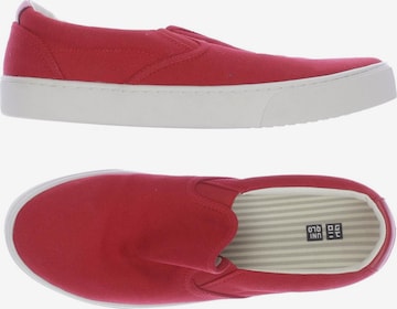 UNIQLO Sneakers & Trainers in 41 in Red: front