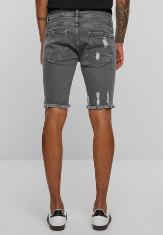2Y Premium Skinny Shorts in Grau