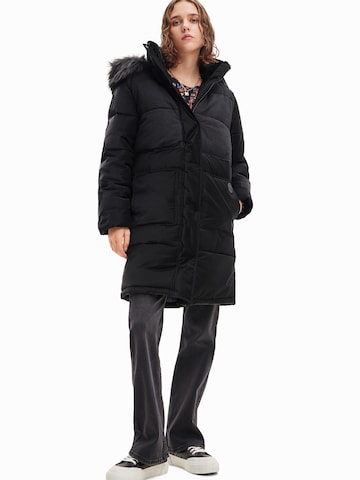 Desigual Zimní kabát – černá