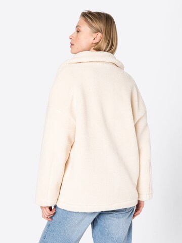 Ibana Between-seasons coat 'Cher' in Beige