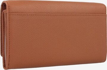 TAMARIS Wallet 'Amanda' in Brown