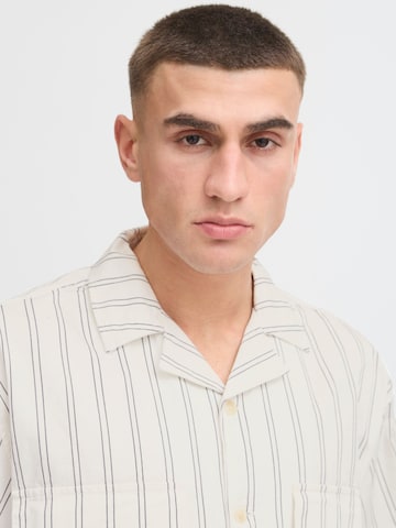 !Solid - Ajuste confortable Camisa ' SDPetrus' en blanco