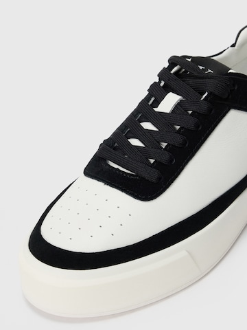 Calvin Klein Jeans Platform trainers in White