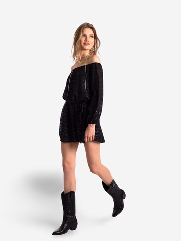 THE-ARE - Vestido em preto