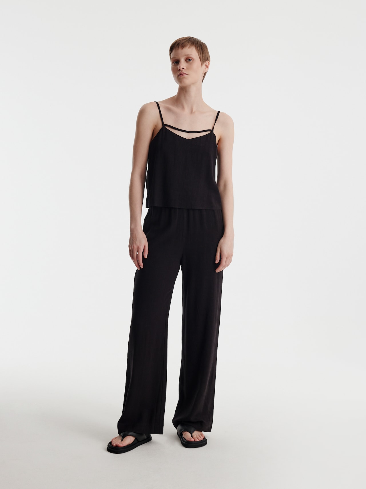 EDITED Produkte Top 'NIKKI' schwarz