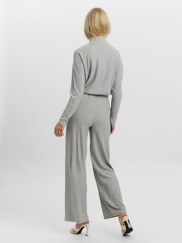 VERO MODA Wide leg Pants 'Blossom' in Grey