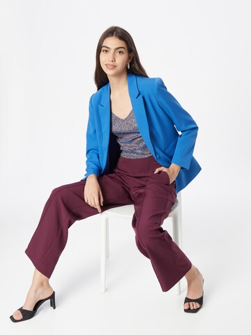 ABOUT YOU Top 'Tasha' in Blau