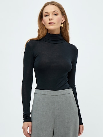 minus Shirt 'Cally' in Zwart: voorkant