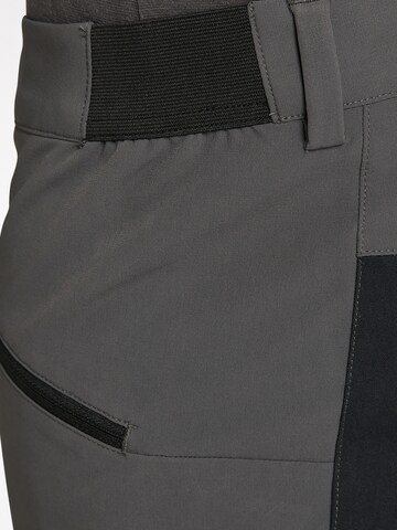 Haglöfs Slimfit Outdoorhose 'Rugged Slim' in Grau