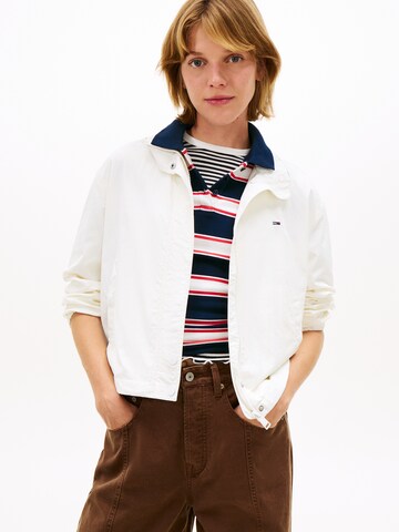 Tommy Jeans Демисезонная куртка 'ESSENTIAL' в Белый: спереди