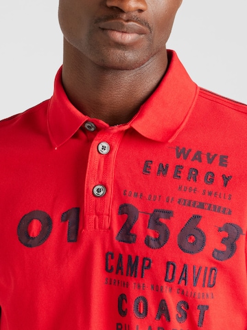 T-Shirt CAMP DAVID en rouge