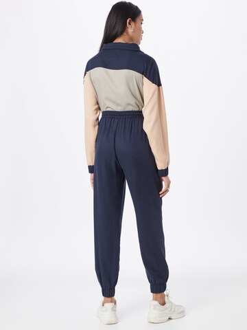 Tapered Pantaloni 'Lottie' de la Esmé Studios pe albastru