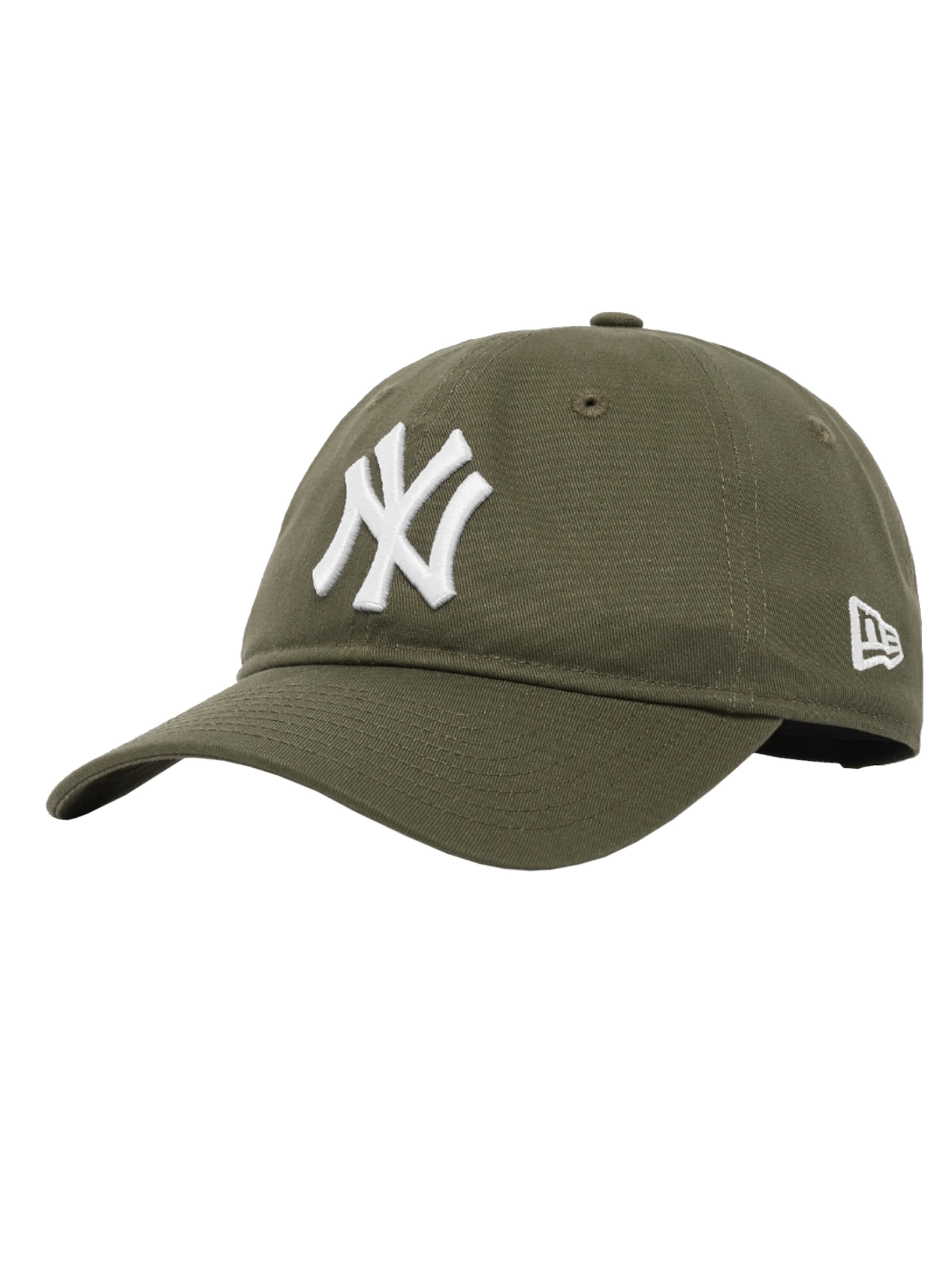 NEW ERA Cap 'New Era 9TWENTY League Essentials New York Yankees Cap' in Green: front