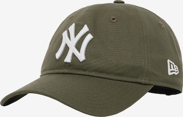 NEW ERA Cap 'New Era 9TWENTY League Essentials New York Yankees Cap' in Green: front