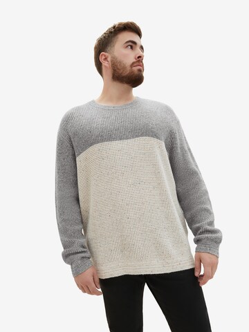 TOM TAILOR Men + Pullover in Grau