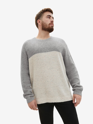 TOM TAILOR Men + Pullover in Grau