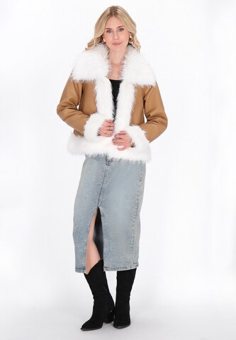 Veste d’hiver 'Fashion Look' IZIA en marron