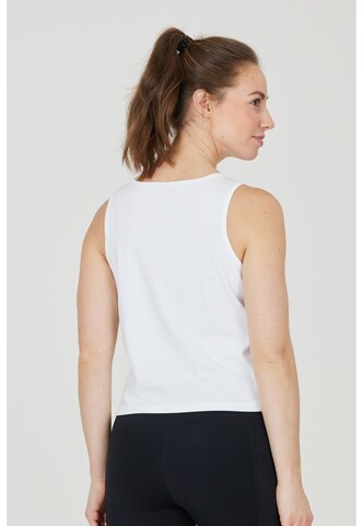 ENDURANCE Sports Top 'Irisliene' in White