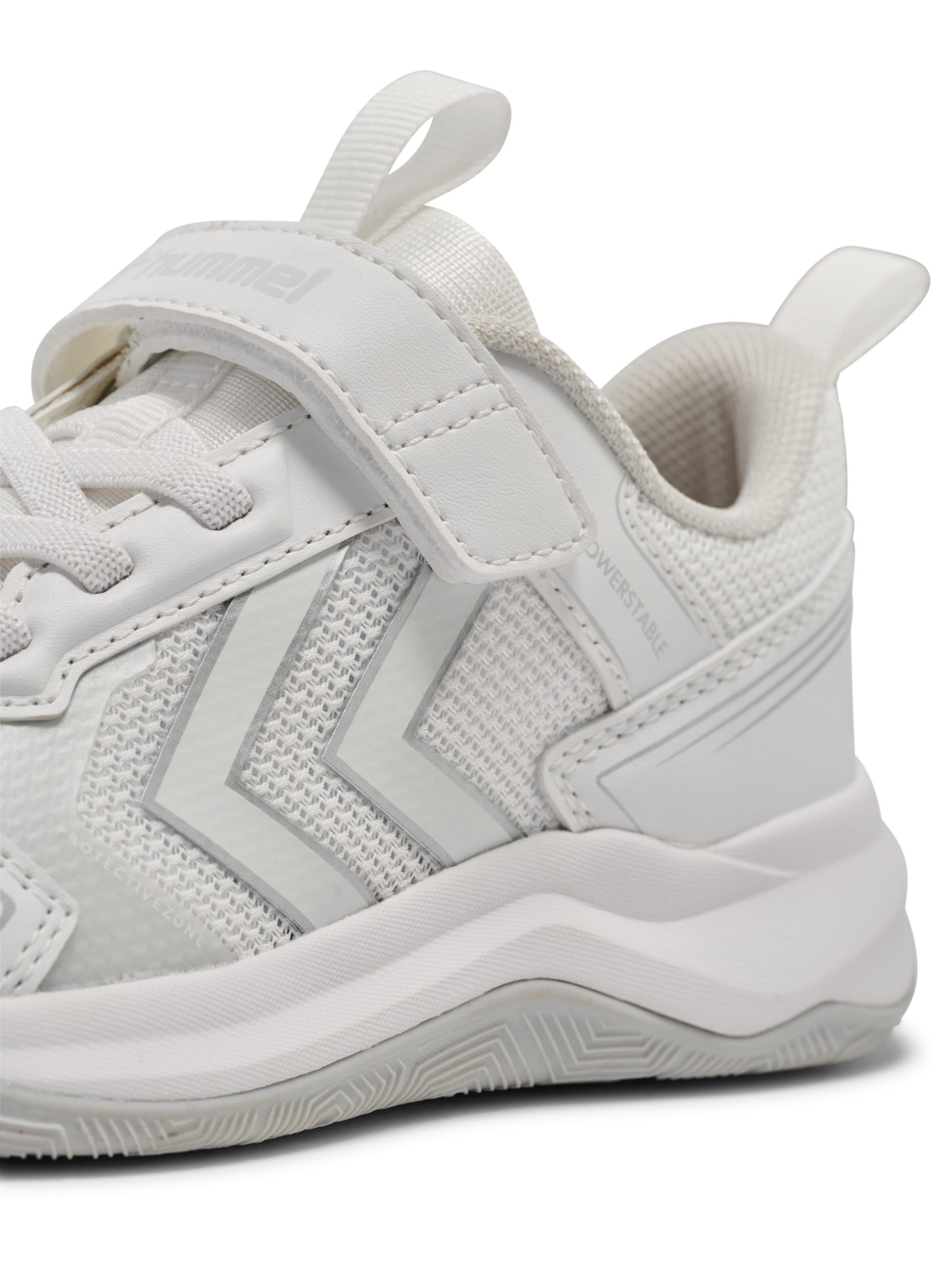 Chaussure de sport Hummel en blanc