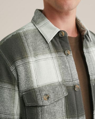 WE Fashion Comfort Fit Hemdjacke in Grün