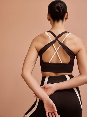 Next - Bustier Sujetador deportivo en marrón