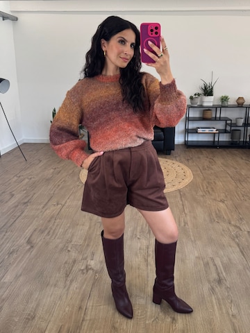 KAVAZI Pullover 'Foxglove' i brun