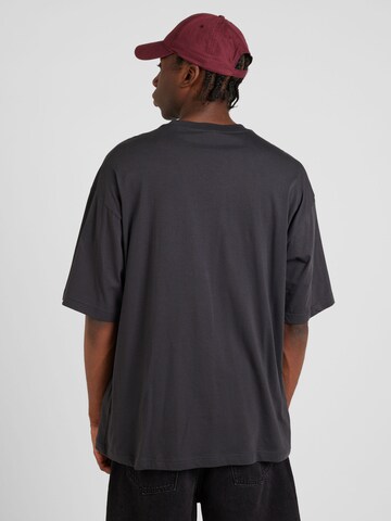 Champion Authentic Athletic Apparel Футболка в Серый