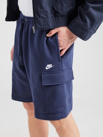 Nike Sportswear Свободный крой Брюки-карго 'CLUB' в Синий