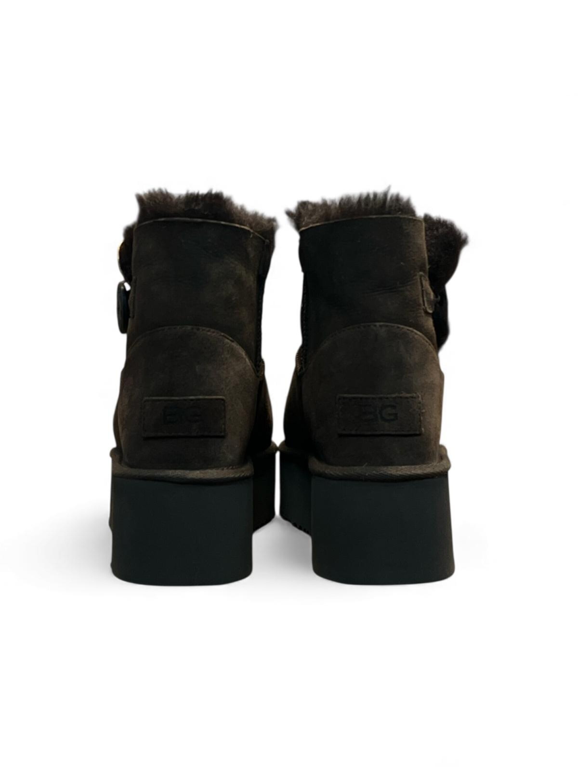 Begoria Boots in Brown