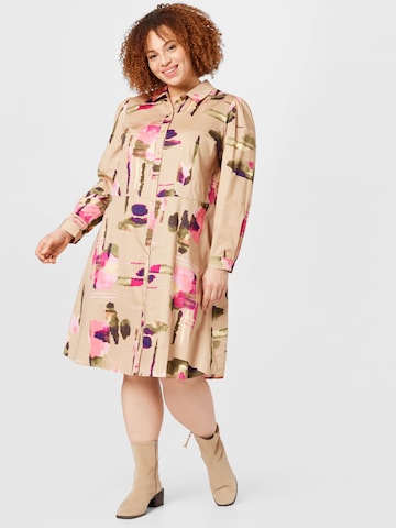 Selected Femme Curve Shirt dress 'Woodie' in Beige: front