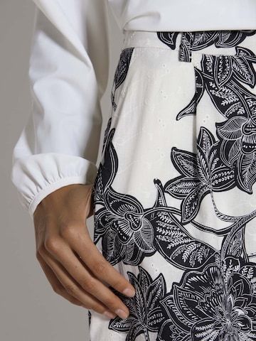 Loosefit Pantalon à pince MADELEINE en blanc