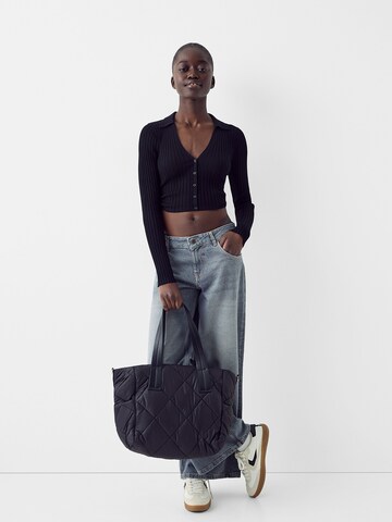 Bershka Shopper in Schwarz