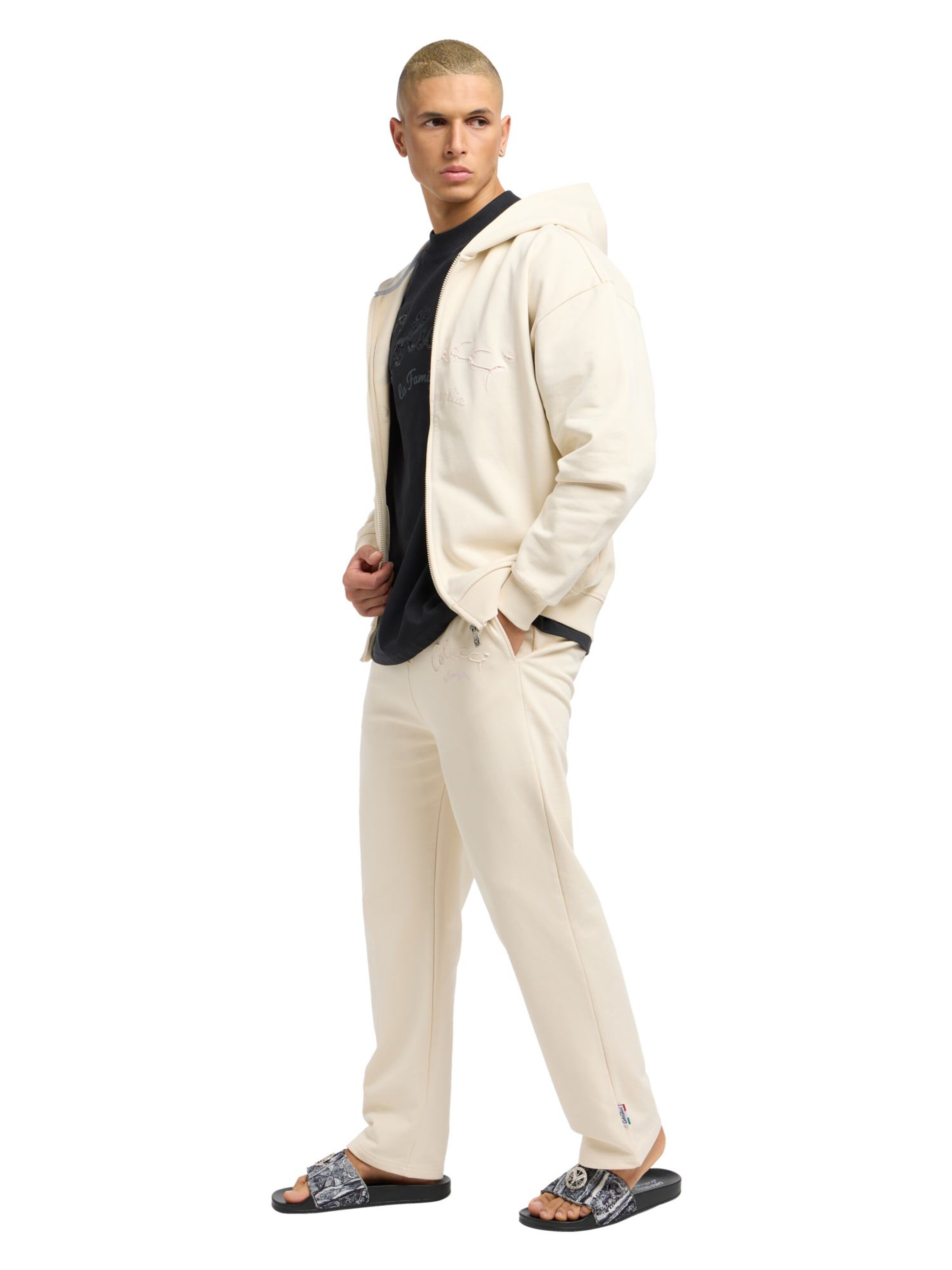 Carlo Colucci Loosefit Broek ' Dorner ' in Beige