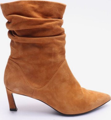 Stuart Weitzman Dress Boots in 36,5 in Brown: front