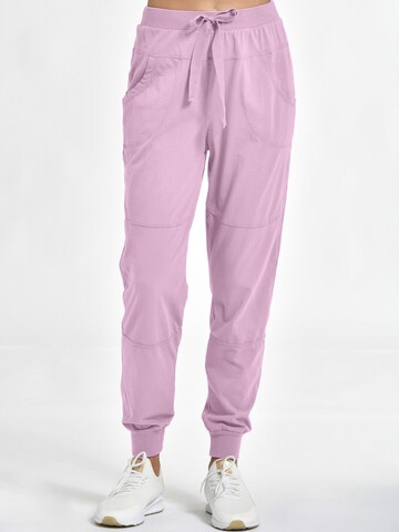 DEHA Tapered Sportbroek in Lila: voorkant