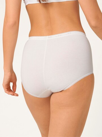 SLOGGI Boyshorts 'Basic+' in White