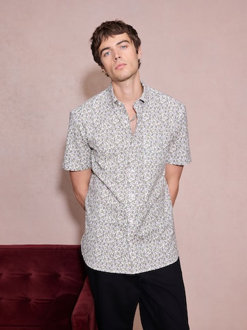 Next - Regular Fit Camisa em branco: frente