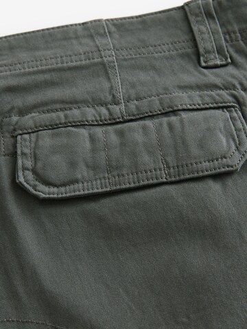 Next Slimfit Cargobroek in Blauw