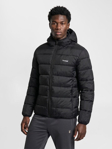 Hummel Sportjas in Zwart: voorkant