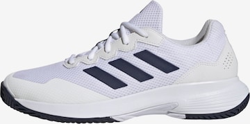 ADIDAS PERFORMANCE Sportssko 'Gamecourt 2.0 ' i hvit: forside